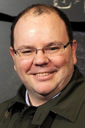 José Luis Alemán backdrop