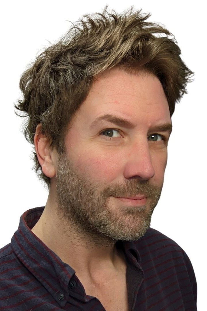 Dane Hanson: Danej Henson backdrop