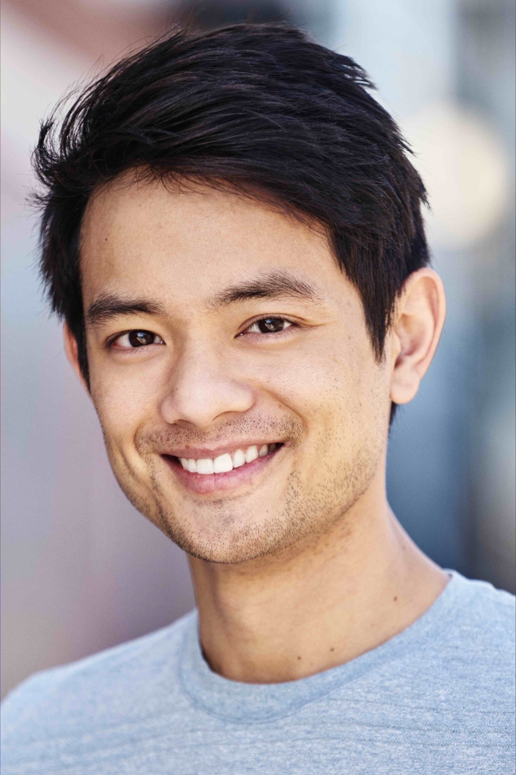 Osric Chau backdrop