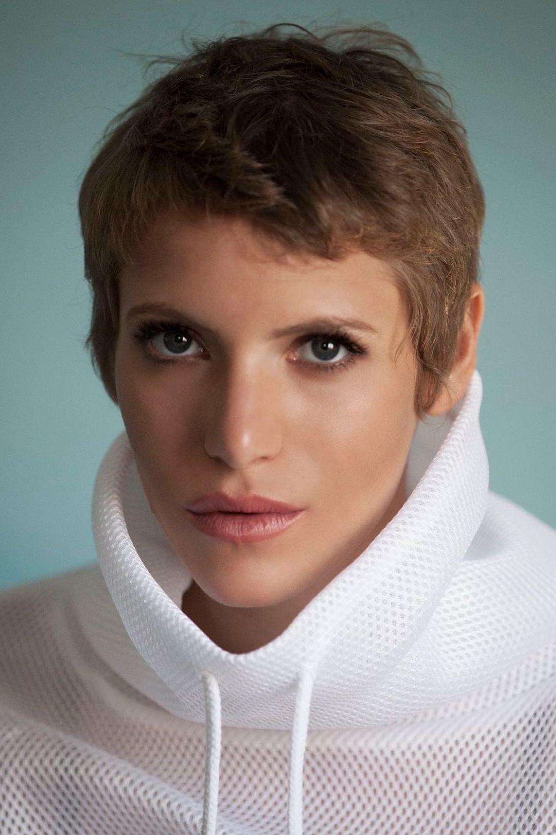 Yaara Pelzig backdrop