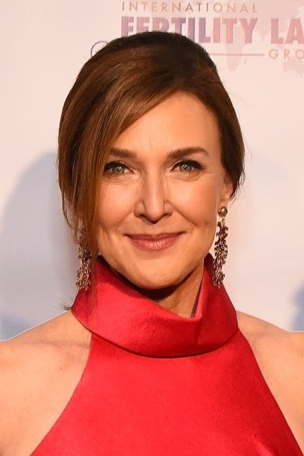 Brenda Strong backdrop