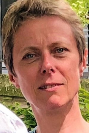 Ève François Machuel backdrop