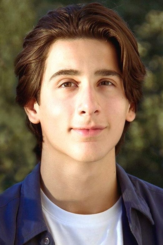 Lino Facioli backdrop