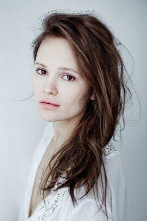 Darya Charusha backdrop