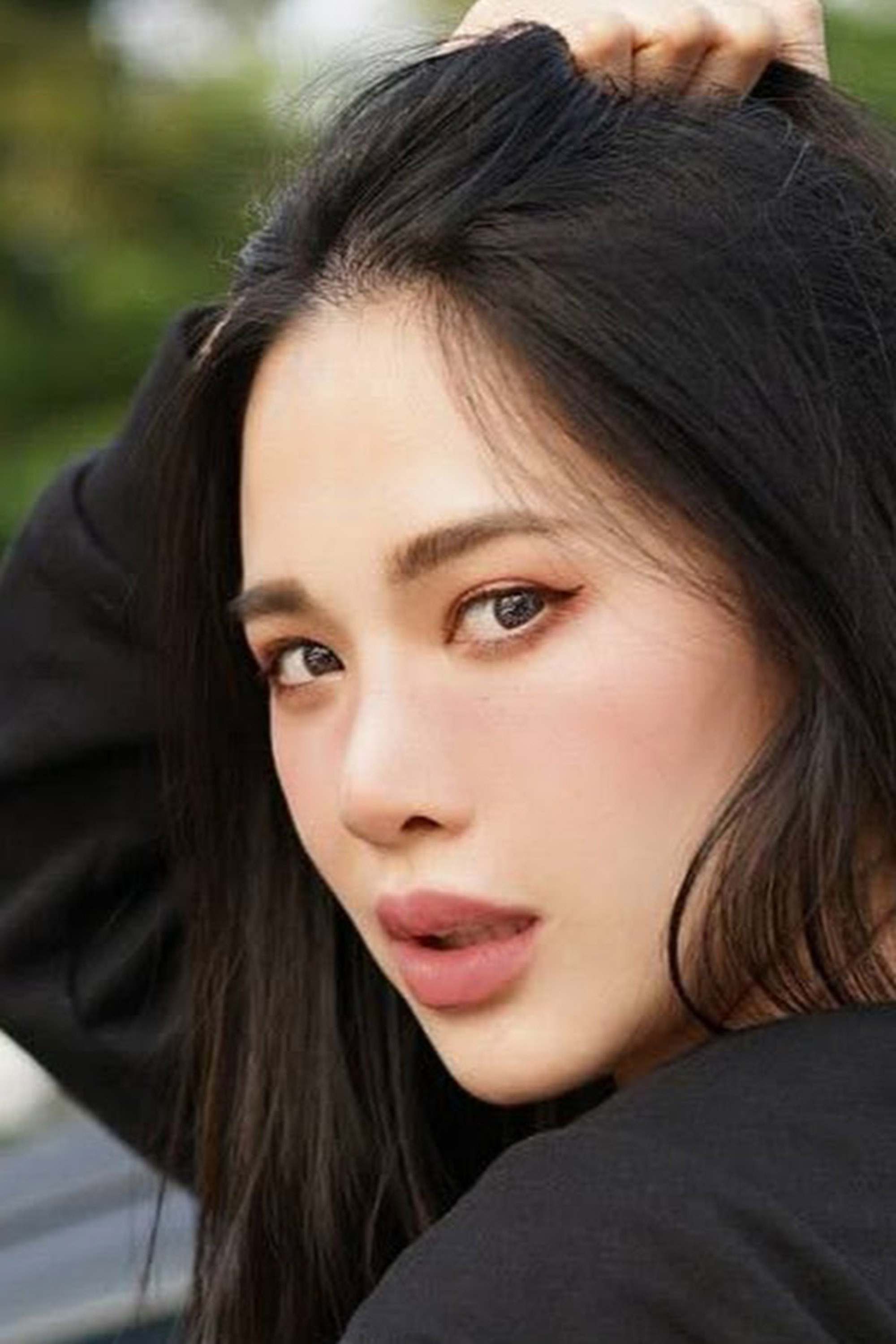 Atthama Chiwanitchaphan backdrop