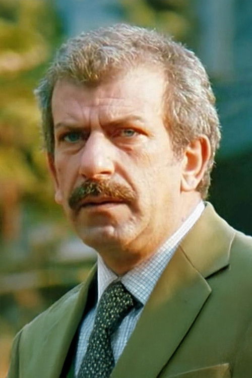 Giray Alpan backdrop