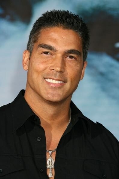 Jeffrey De Serrano backdrop