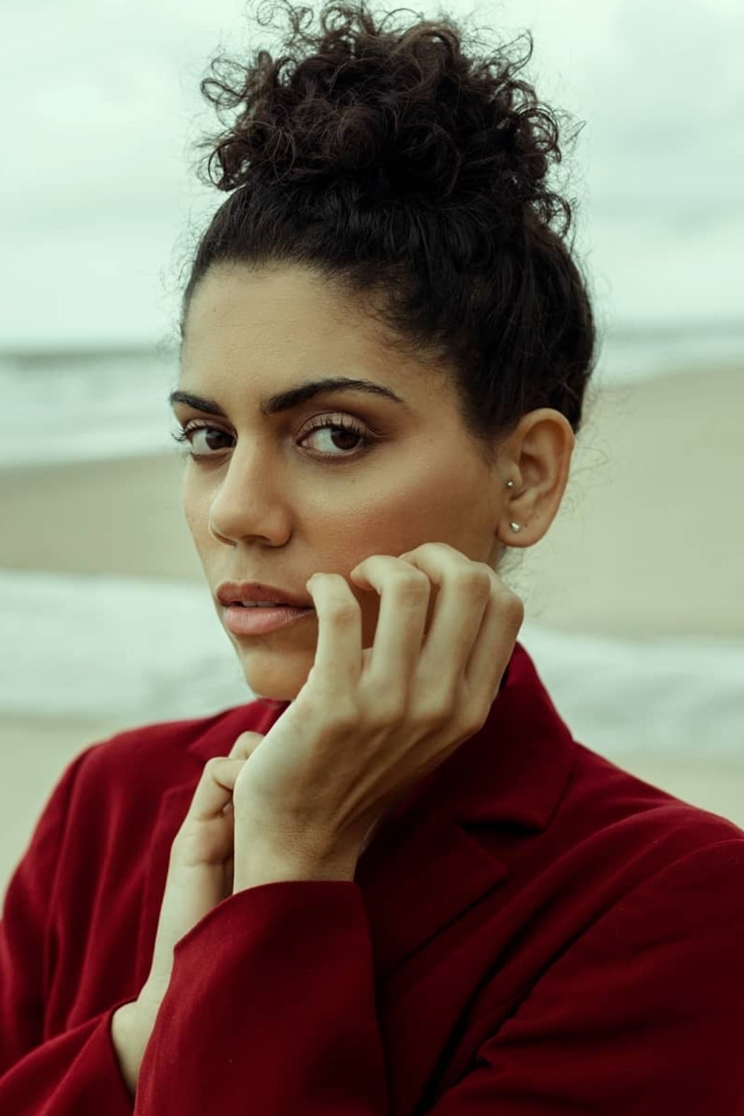 Clébia Sousa backdrop