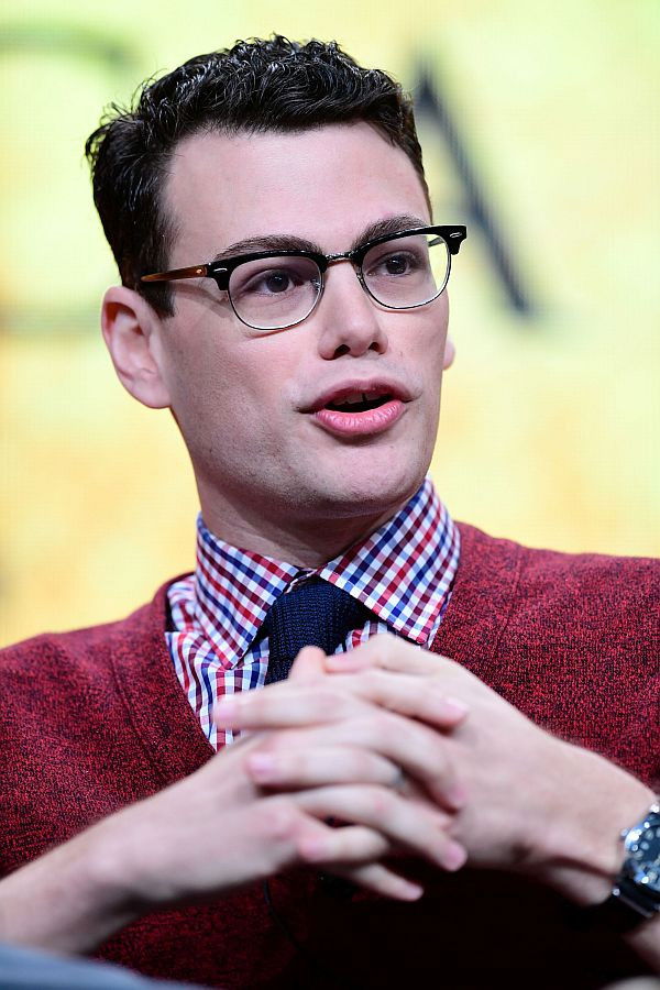 Alex Horwitz backdrop