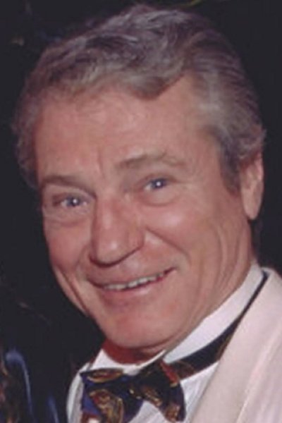 Bent Warburg backdrop