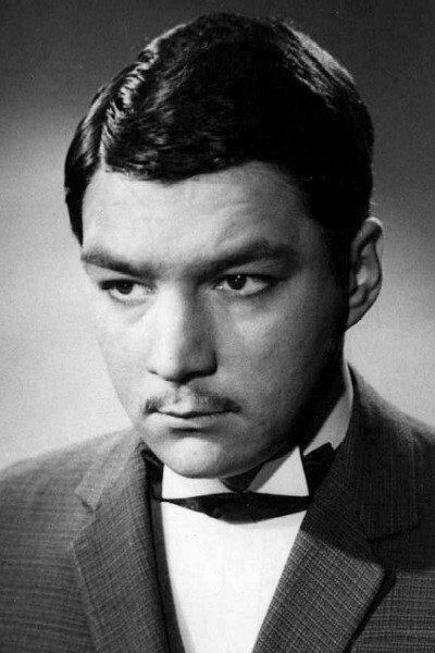 Leonid Reutov backdrop