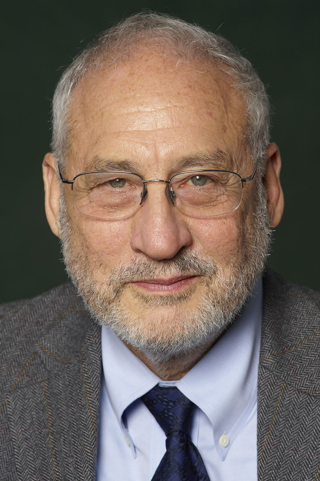 Joseph Stiglitz backdrop