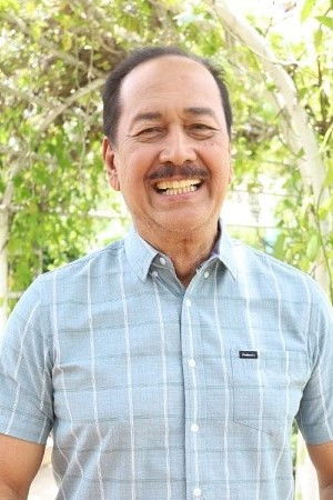 Ariel Ureta backdrop