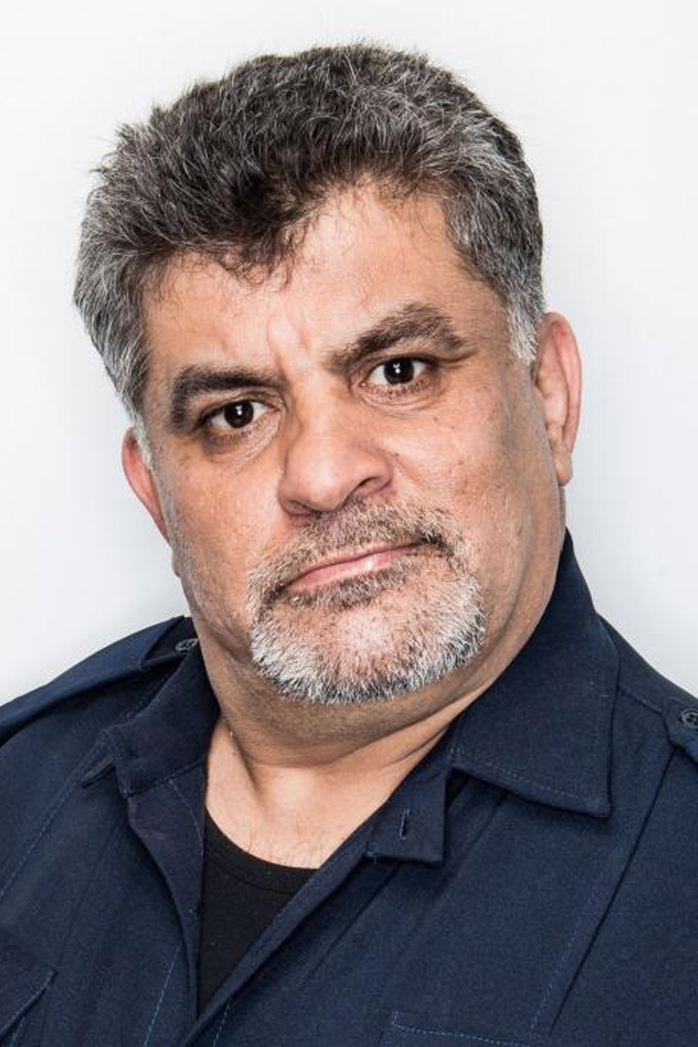 Igjal Adika backdrop