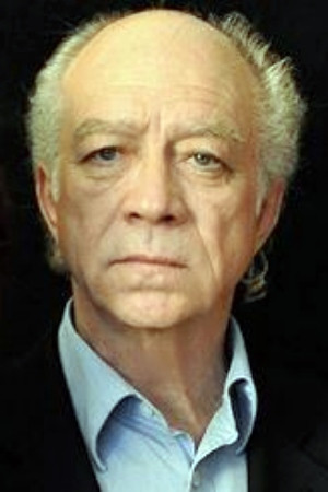 Daniel Colas backdrop