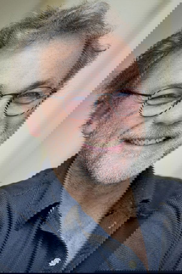 Jacques Davidts backdrop