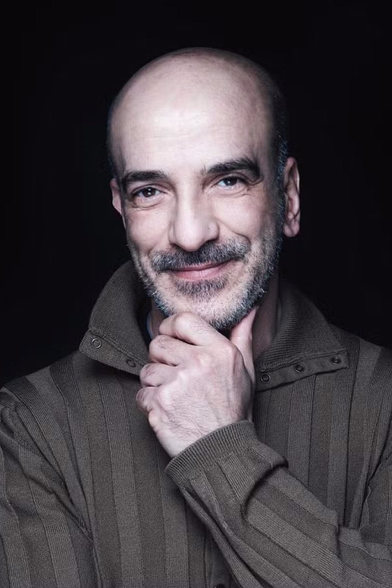 Rabah Ameur-Zaïmeche backdrop