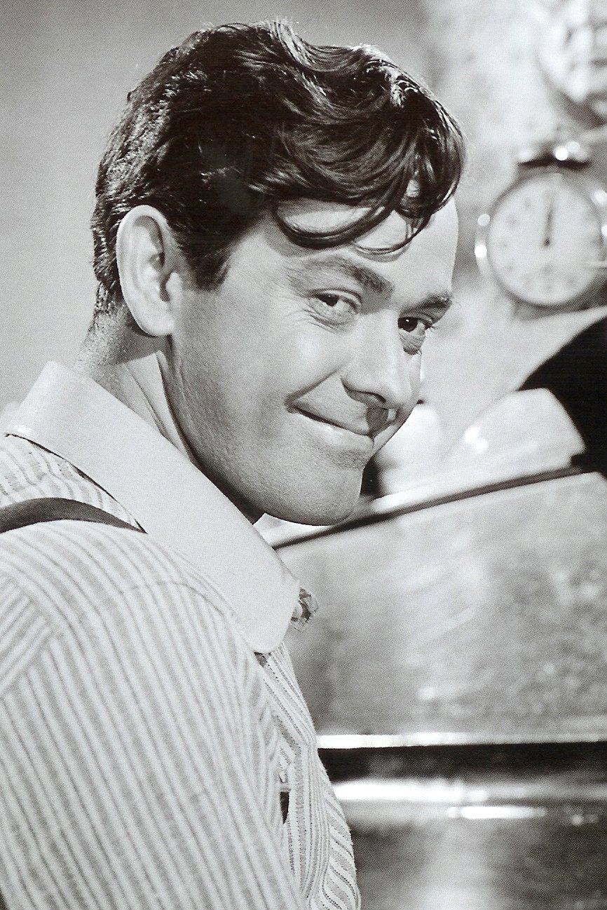 Anselmo Duarte backdrop