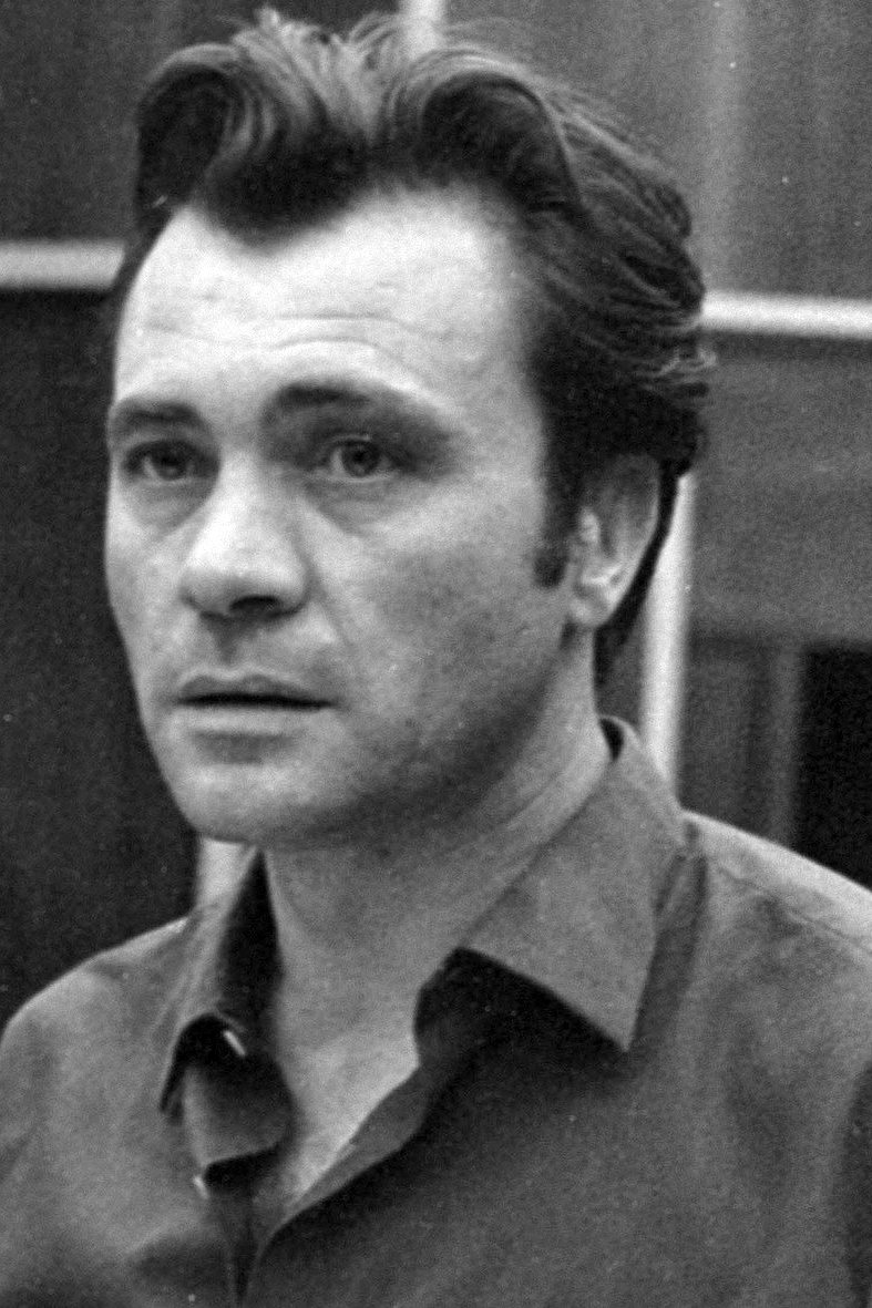 Tibor Bitskey backdrop