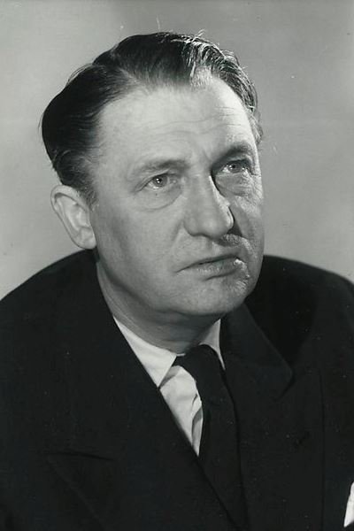 Jakob Nielsen backdrop