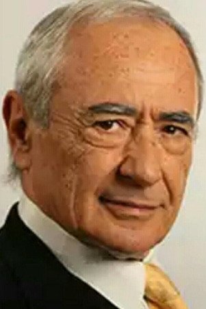 Alberto Alonso backdrop