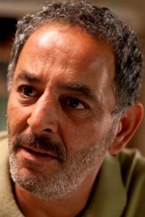 Djemel Barek backdrop