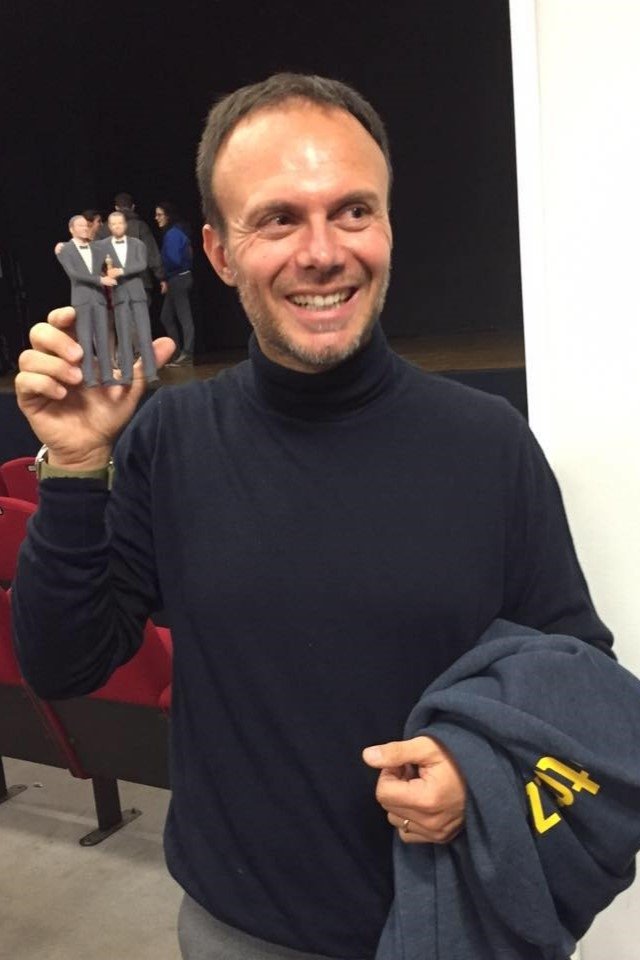 Francesco Pezzulli backdrop