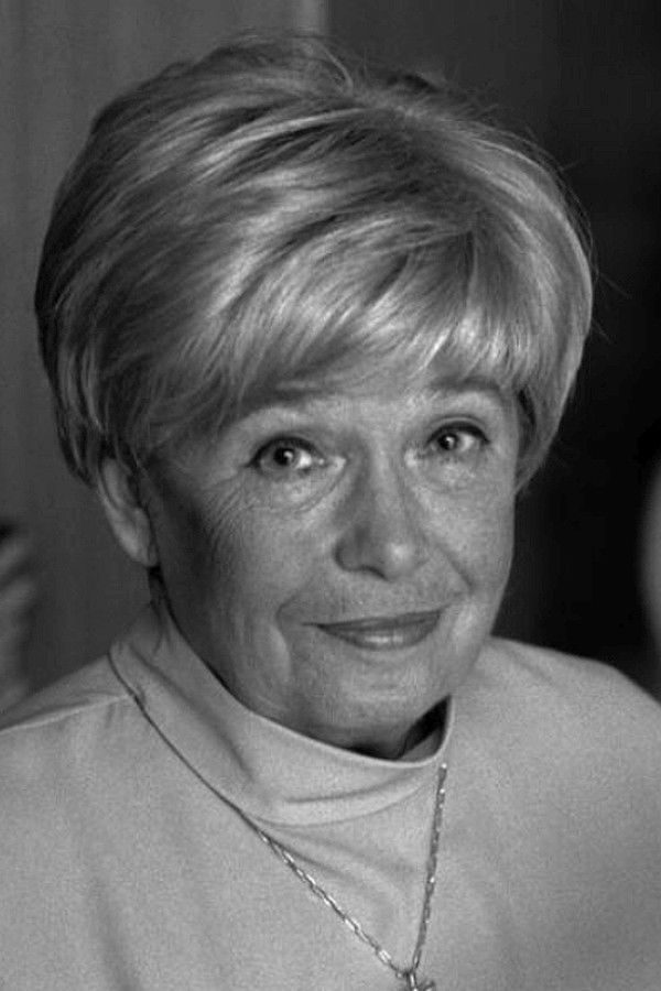 Joanna Chmielewska backdrop