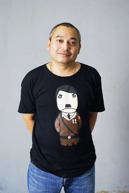 Isara Nadee backdrop