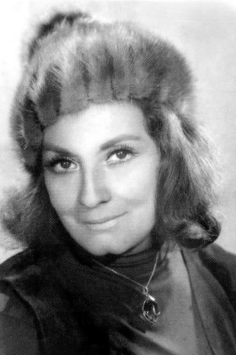 Carolina Barret backdrop