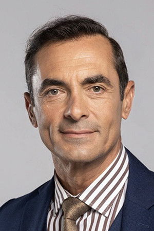 Alekos Sissovitis backdrop