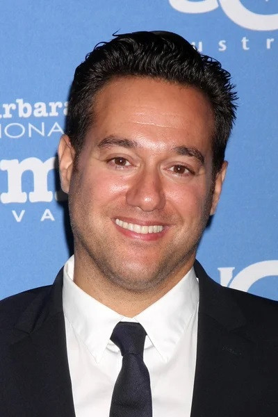 Richard Raymond backdrop