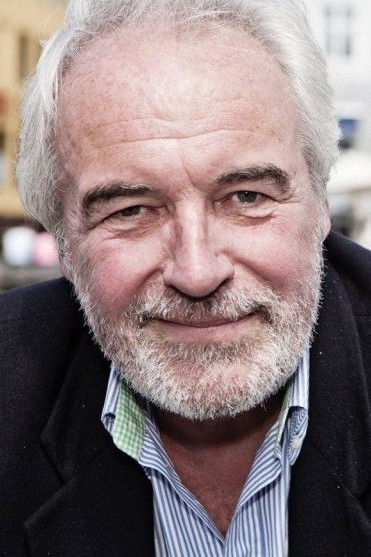 Jørgen Olsen backdrop