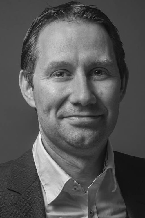 Lukas Hobi → Lukas Hobi backdrop