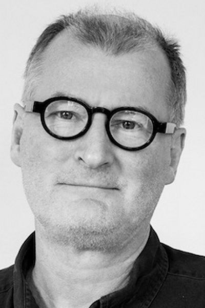 Thomas Krag backdrop