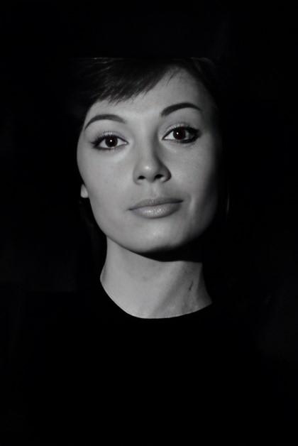 Nuria Torray backdrop