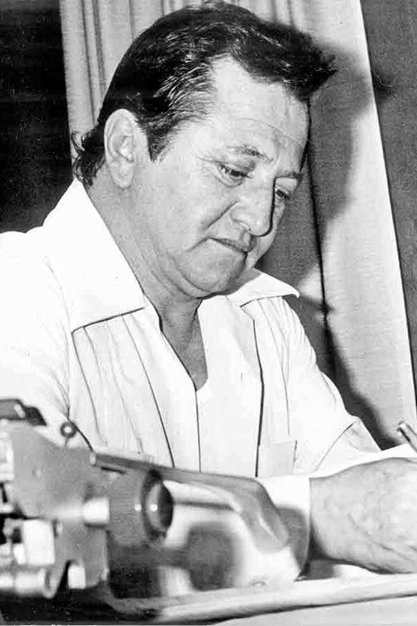 Ricardo Garibay backdrop