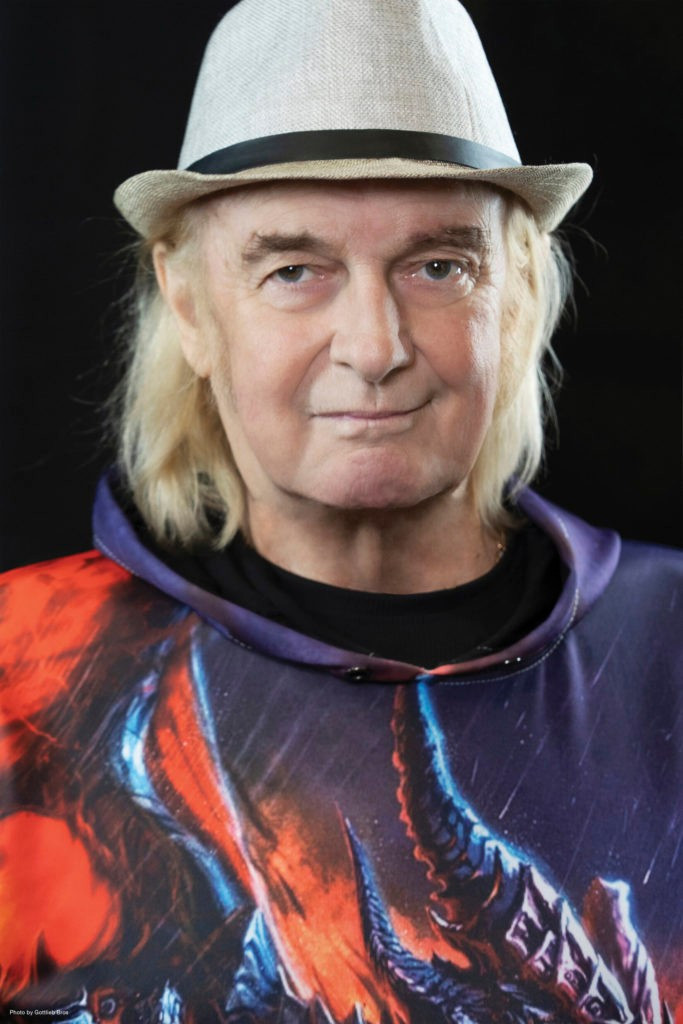 Alan White backdrop