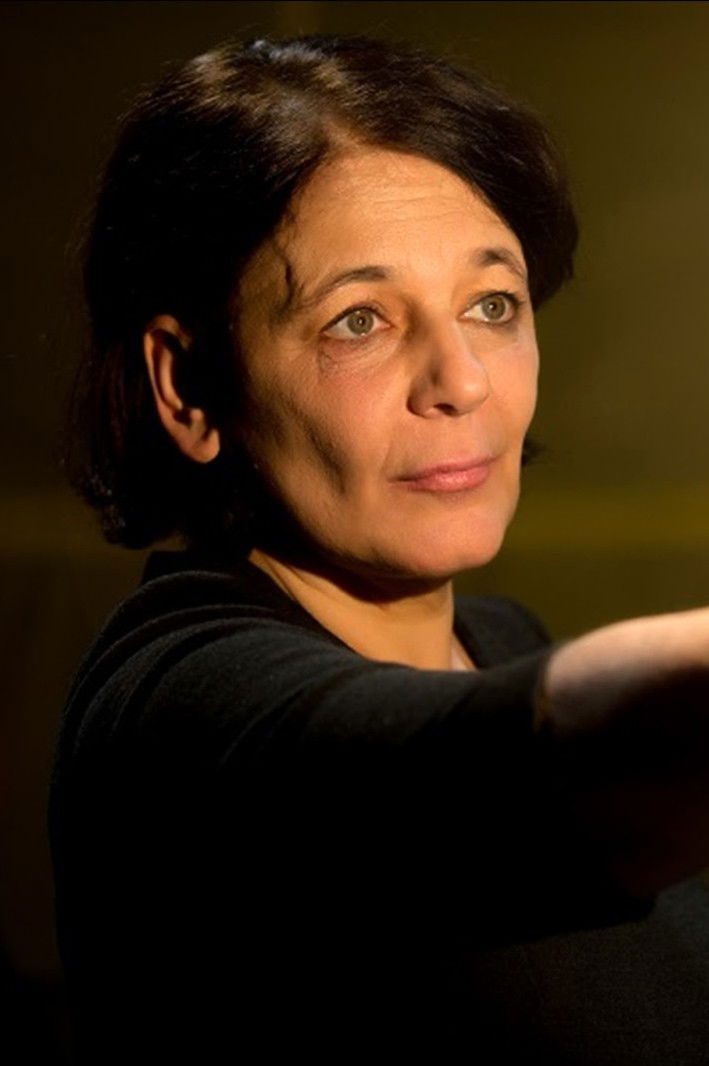 Giovanna Mori backdrop