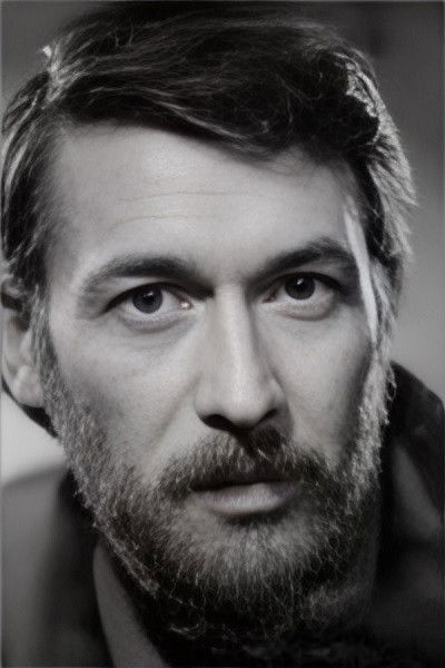 Igor Surovtsev backdrop