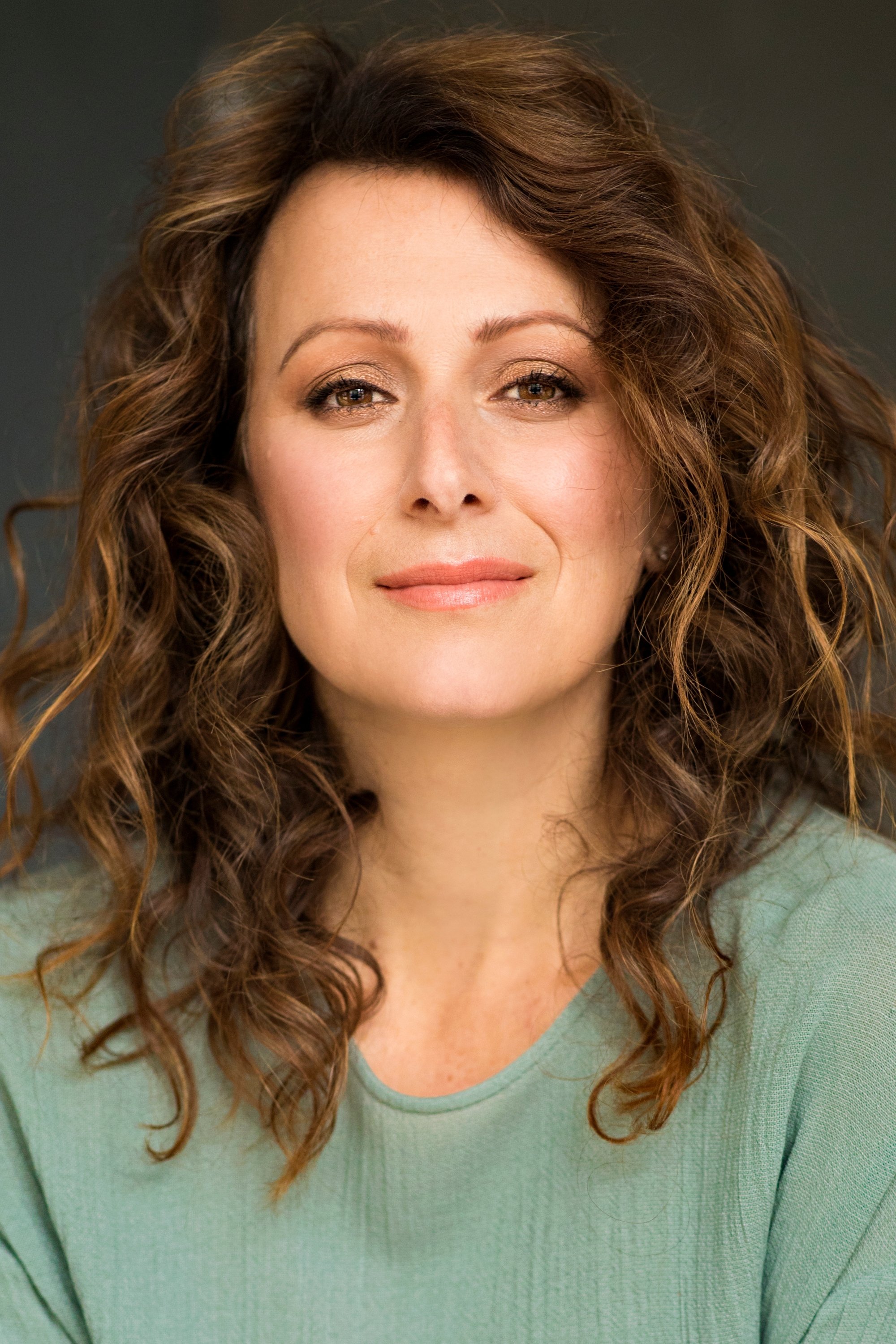 Isabelle Lemme backdrop