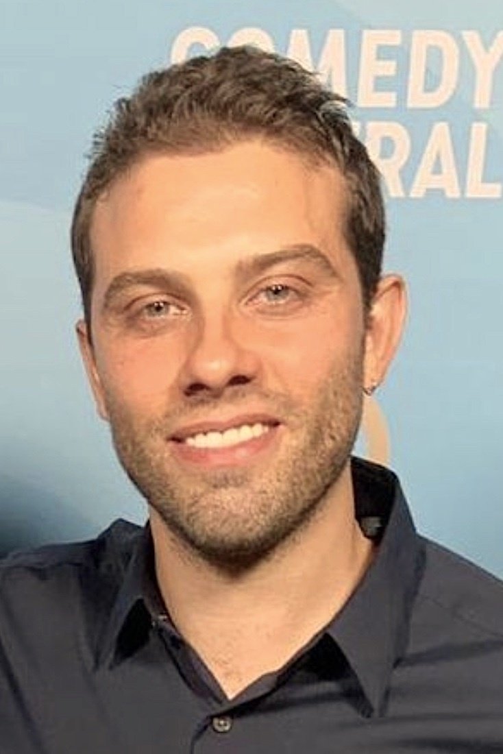 Daniel Lucchesi backdrop