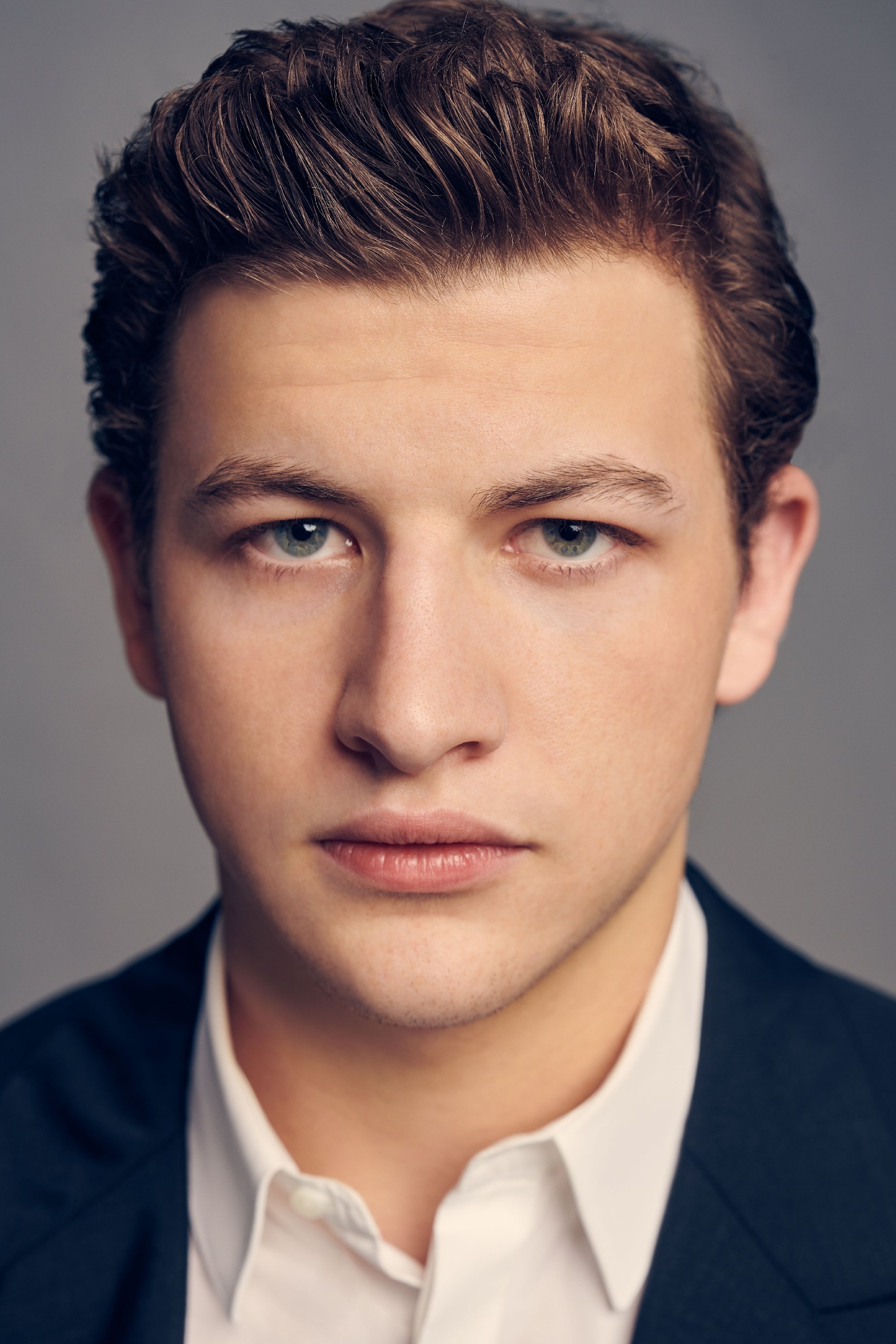 Tye Sheridan backdrop