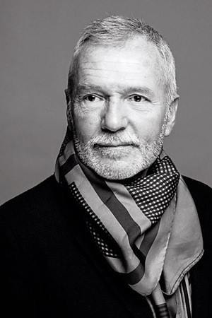 Vincent Dieutre backdrop