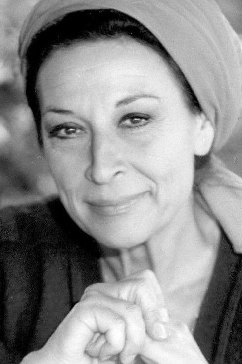 Daniela Igliozzi backdrop