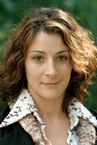 Rebecka Teper backdrop