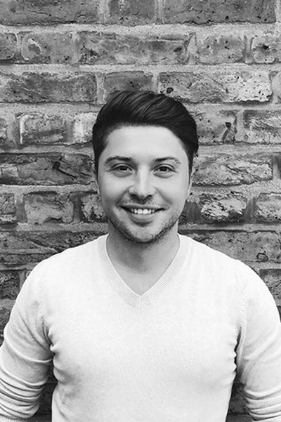 Antony De Liseo backdrop