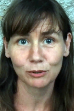 Lara Persain backdrop