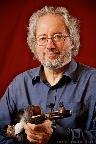 Sebő Ferenc backdrop