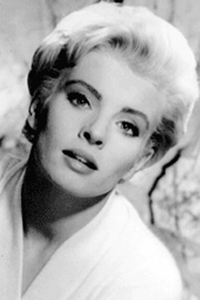 Erika Peters backdrop